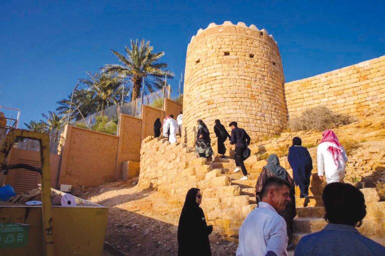 أهمية السياحة الداخلية في دعم اقتصاد القصيم
